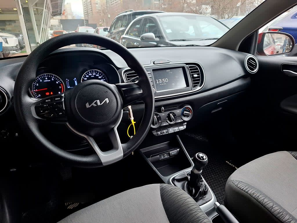 Kia Soluto Ex 1.4l 5mt G Srf Full año 2024