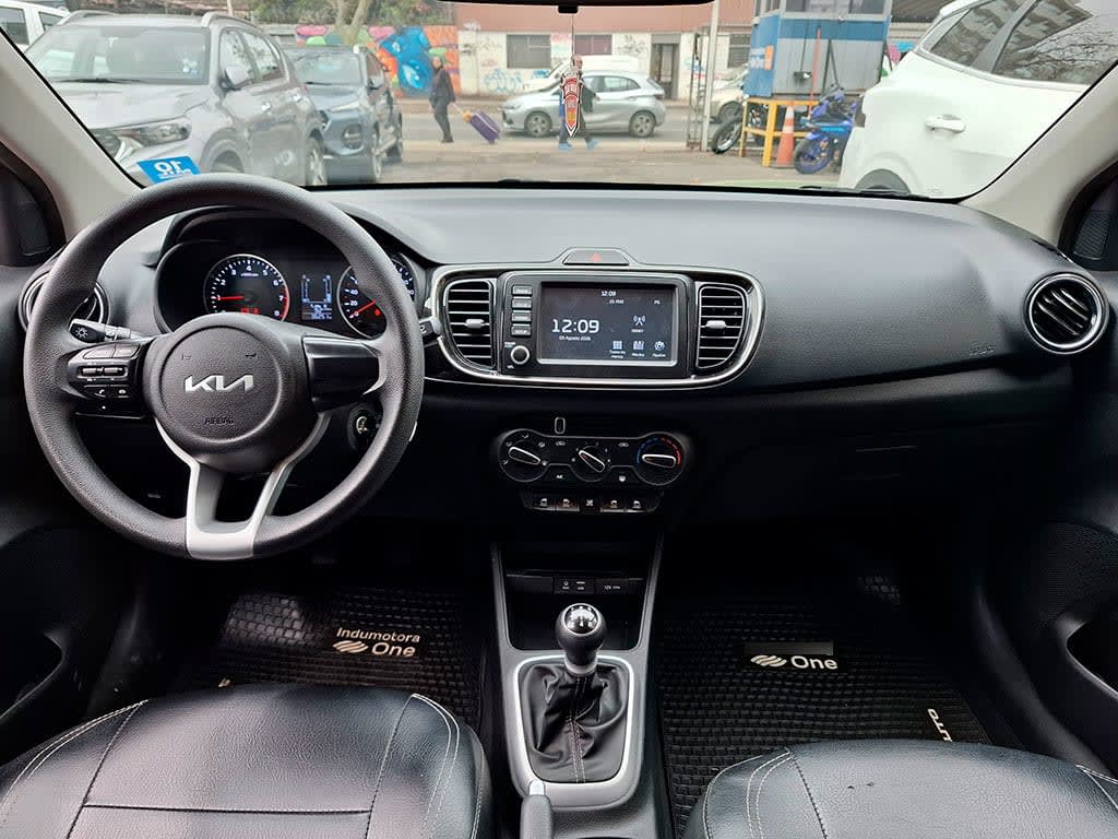 Kia Soluto 1.4 Lx año 2024