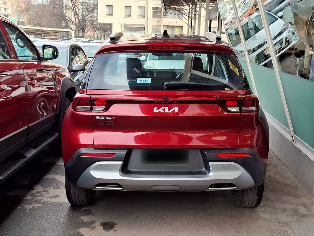 Kia Sonet Ex 1.5l 6mt Full año 2022