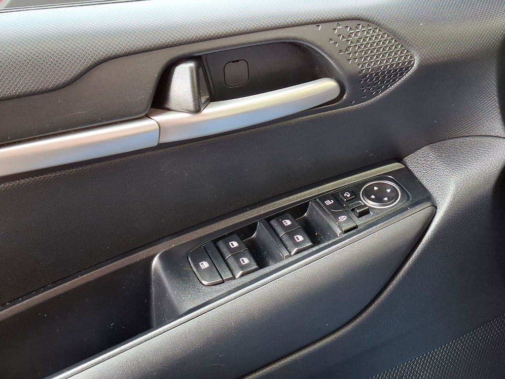 Kia Sonet Ex 1.5l 6mt Full año 2022