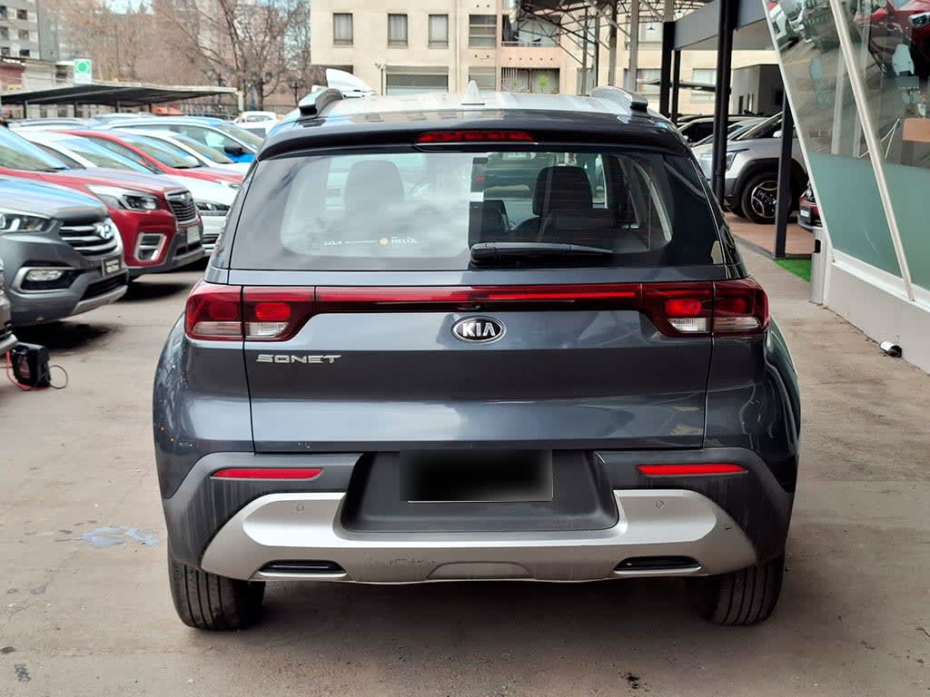Kia Sonet Ex 1.5l 6mt Full año 2022