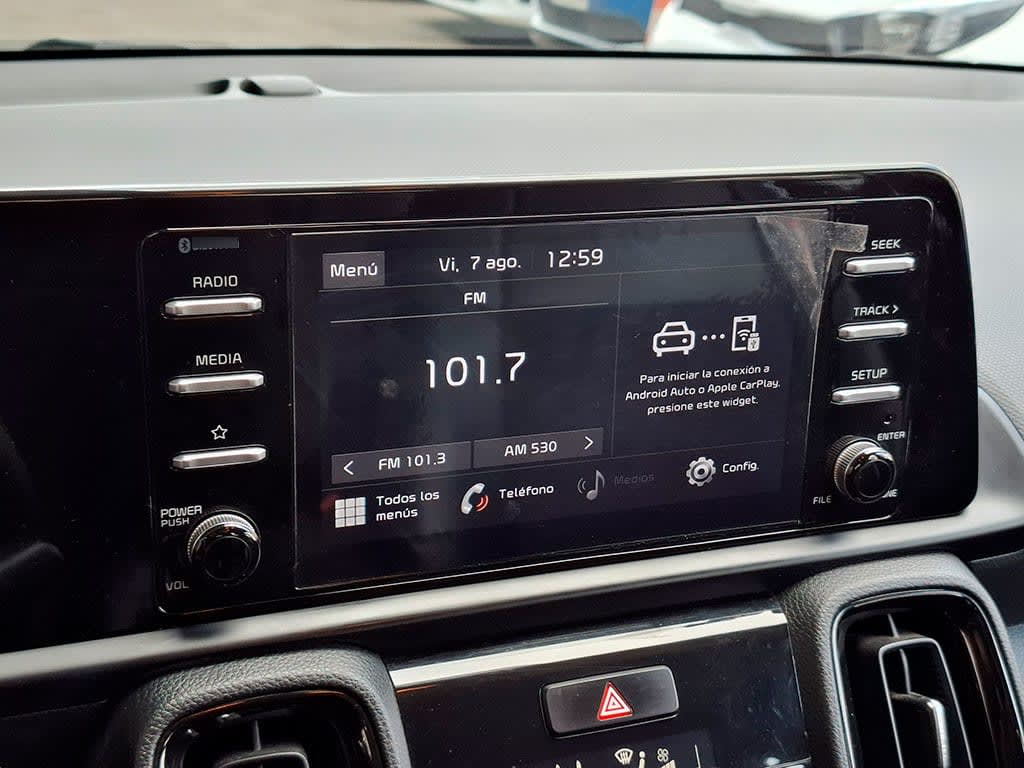 Kia Sonet Ex 1.5l 6mt Ri Full año 2024