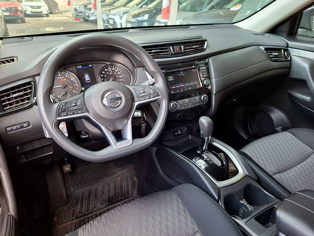 Nissan X-Trail 2.5 Sense año 2022