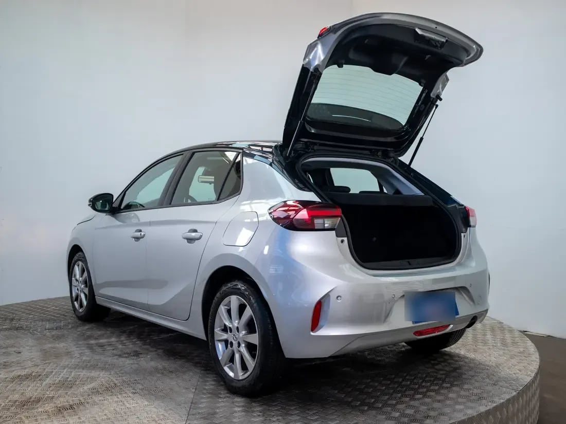 Opel Corsa 1.2 Edition Mt año 2023