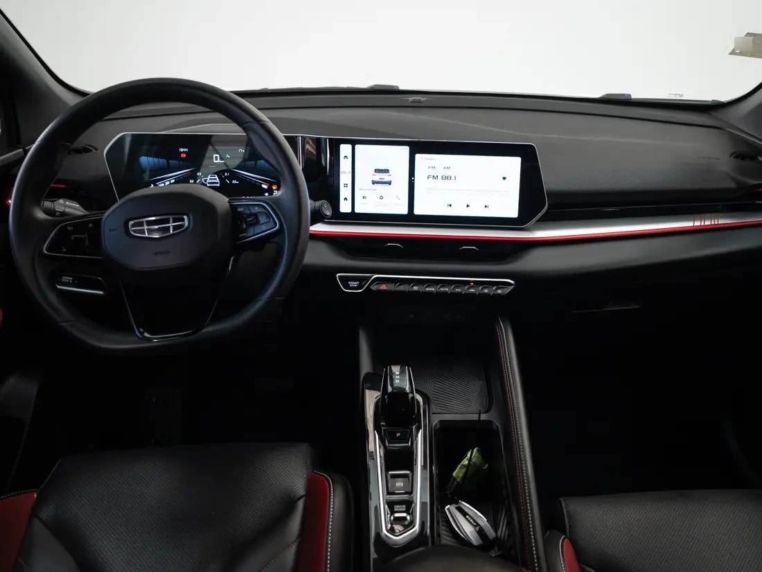 Geely Coolray 1.5 Comfort 7dct At año 2024