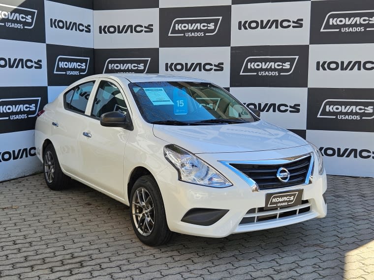 Nissan Versa 1.6 V-Drive Mt año 2022
