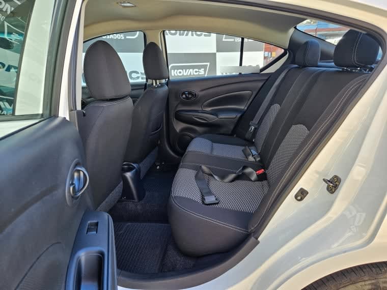 Nissan Versa 1.6 V-Drive Mt año 2022