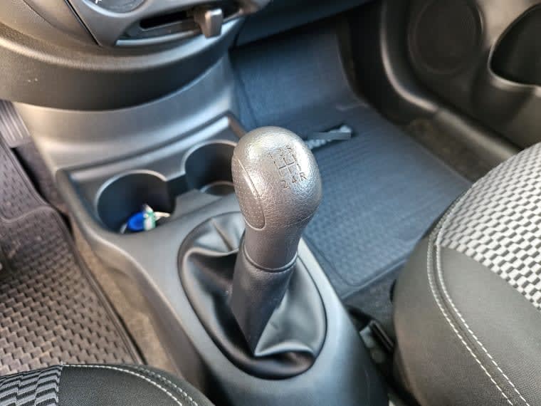 Nissan Versa 1.6 V-Drive Mt año 2022