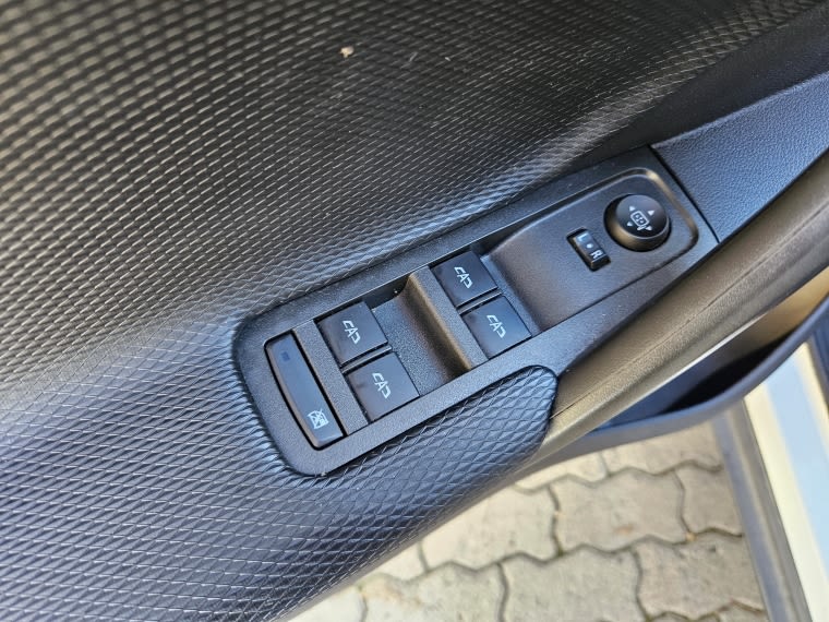 Chevrolet Tracker 1.2t Ls Mt año 2024