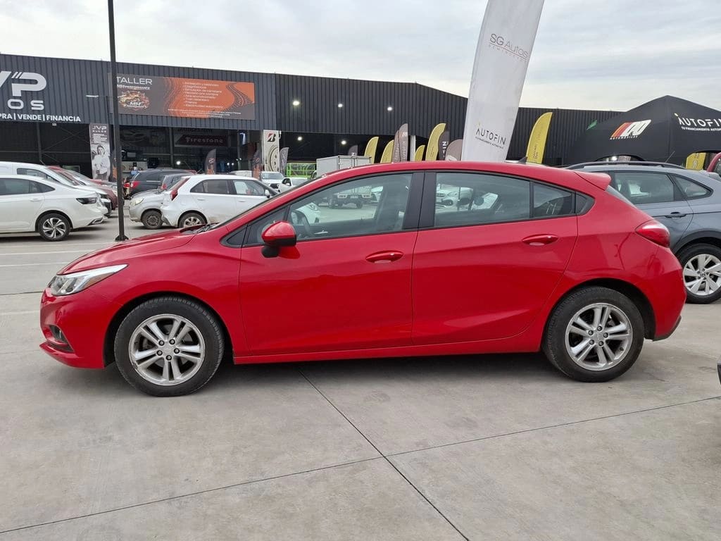 Chevrolet Cruze 1.4 Lt 4x2 Hb At 5p año 2018