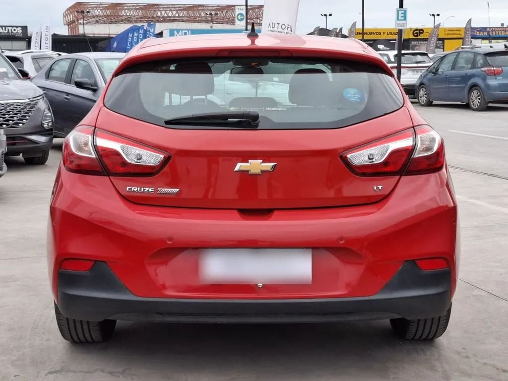 Chevrolet Cruze 1.4 Lt 4x2 Hb At 5p año 2018