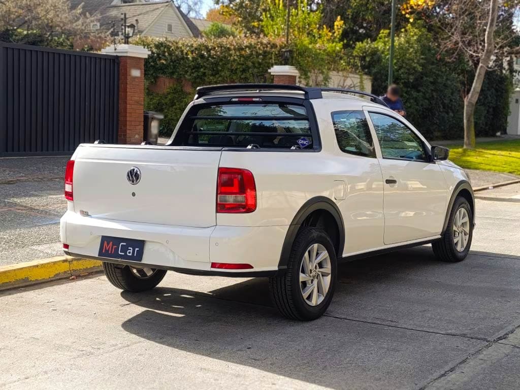 Volkswagen Saveiro 1.6 año 2022