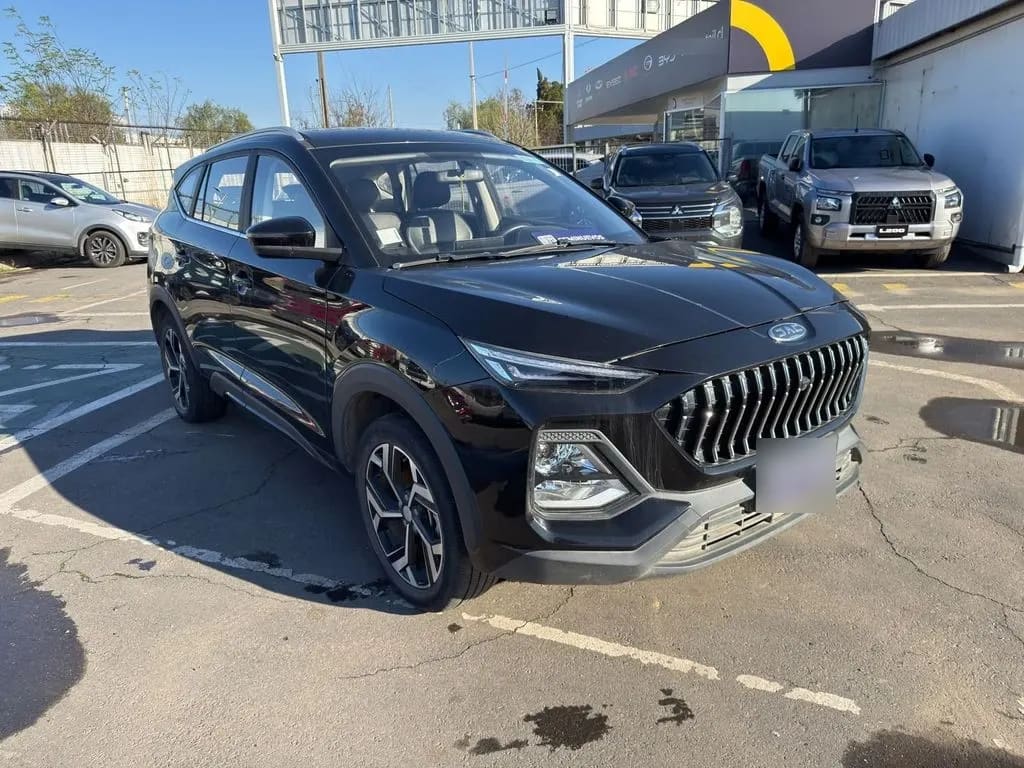 JAC Js8 1.5 Luxury Se 4x2 6mt 5p año 2023