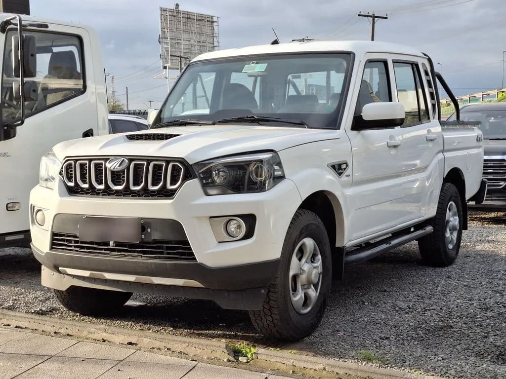 Mahindra Pik Up Refresch Pick Up Mt Full 4x4 año 2025