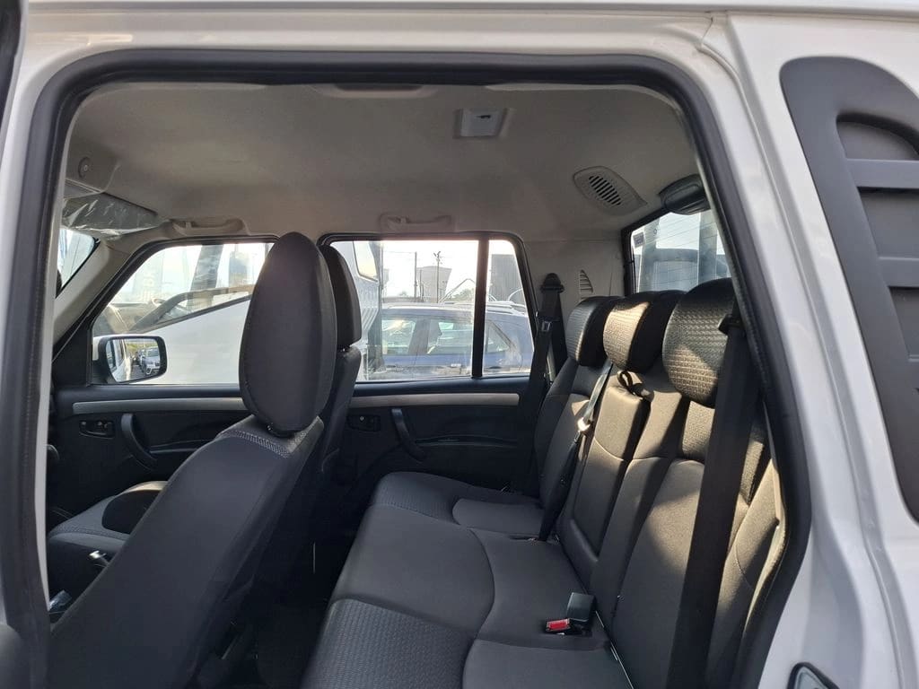 Mahindra Pik Up Refresch Pick Up Mt Full 4x4 año 2025
