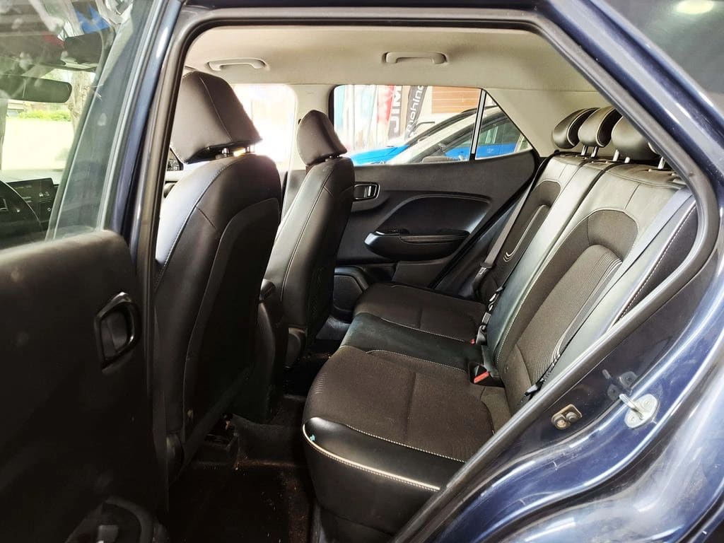 Hyundai Venue 1.6 Qx Premium 4x2 At 5p año 2023