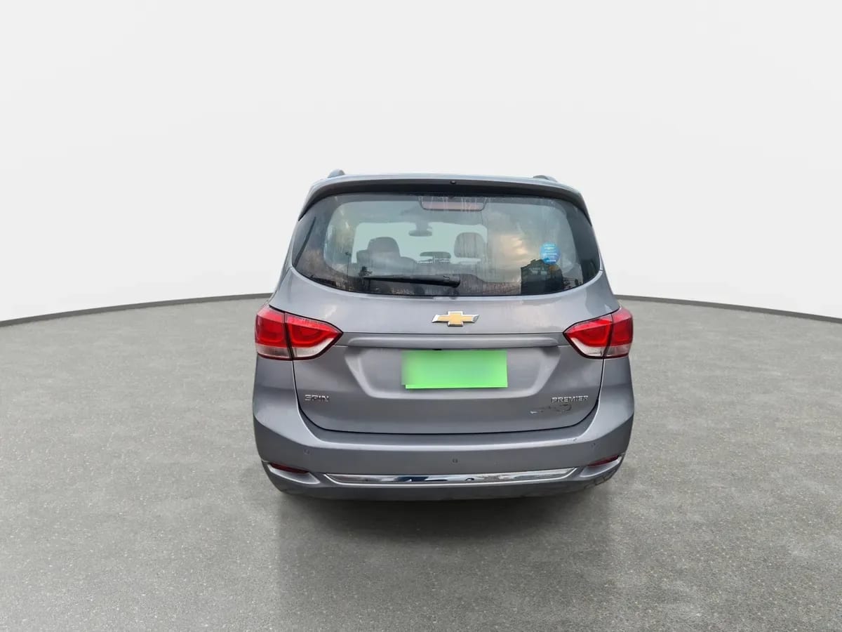 Chevrolet Spin 1.8 Premier 4x2 Mt 5p año 2021