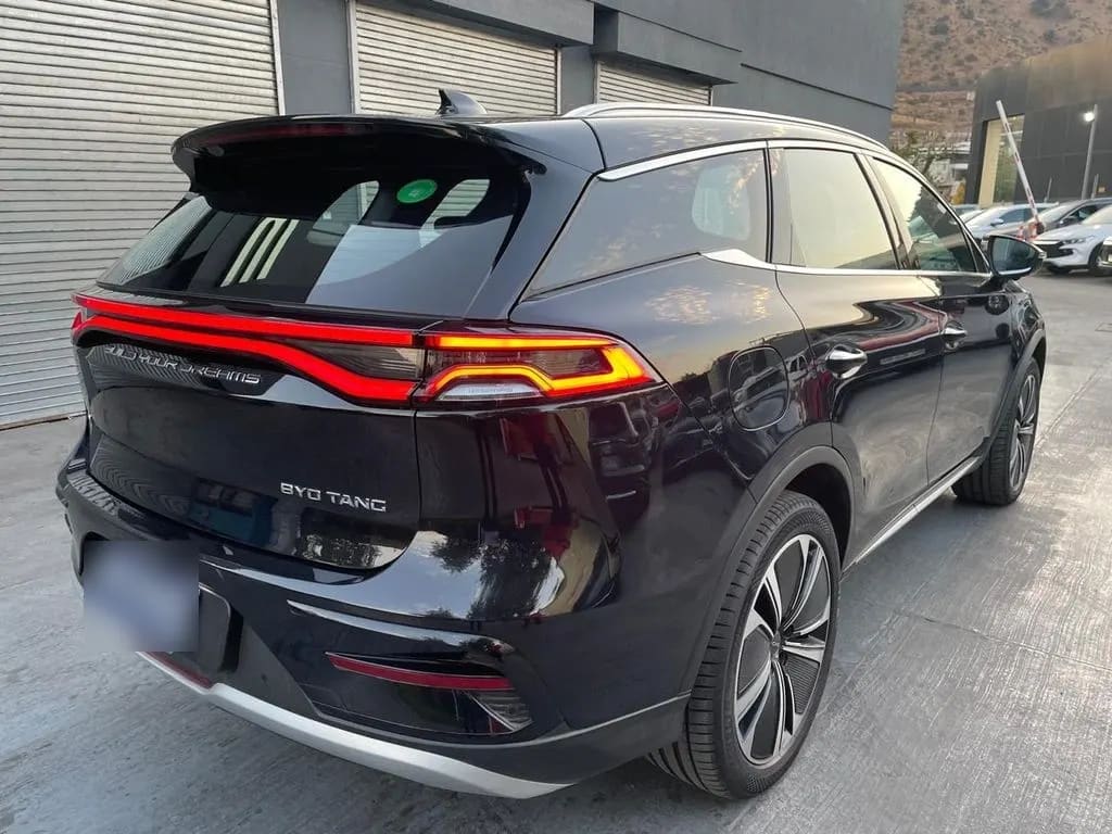 BYD Tang 0.0 At 4x4 Electrico año 2025