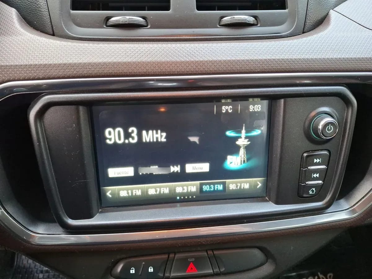 Chevrolet Spin 1.8 Premier 4x2 Mt 5p año 2021