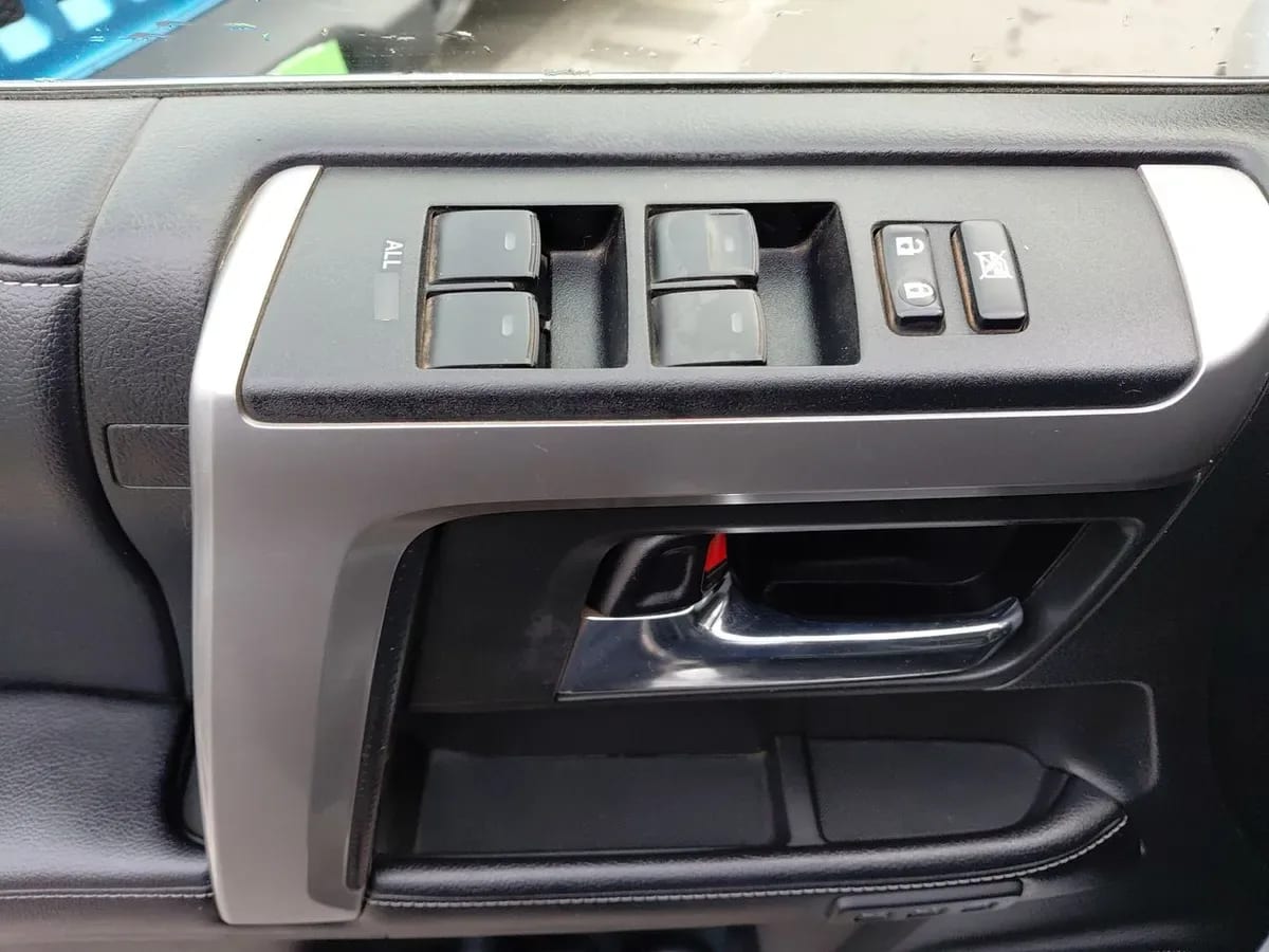 Toyota 4runner 4.0 Limited Euro V 4x2 At 5p año 2018