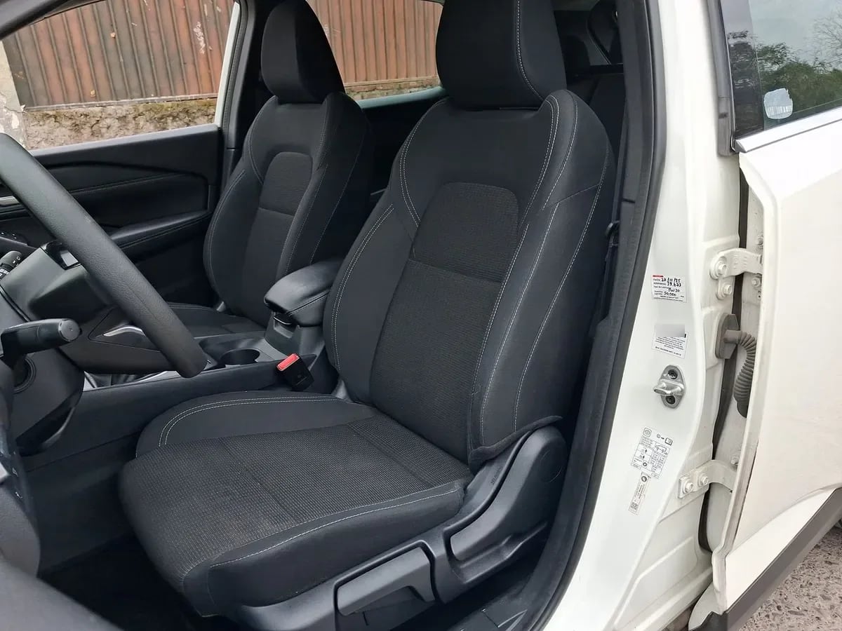 Nissan Qashqai 1.3t Sense 2wd Mt 5p año 2023