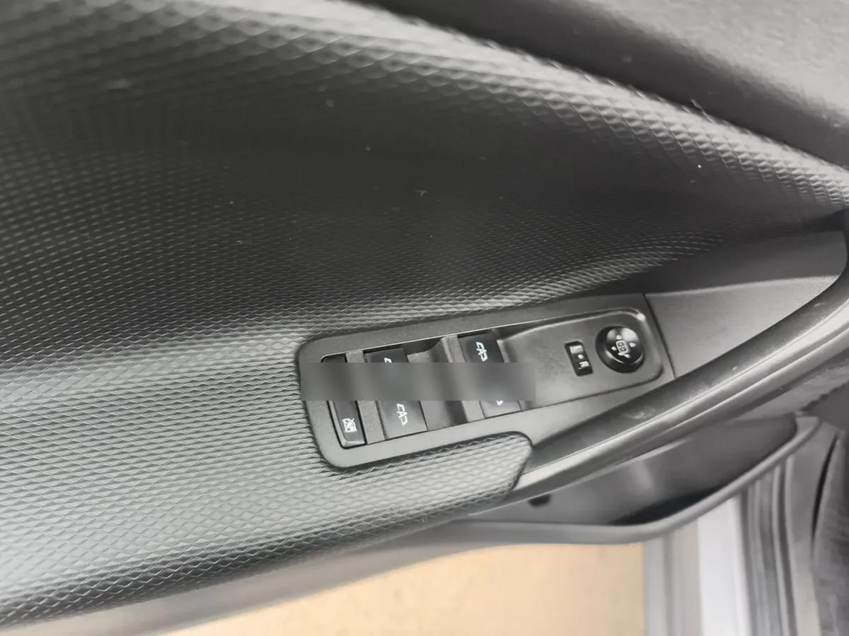 Chevrolet Tracker 1.2t Ltz Fwd At 5p año 2023