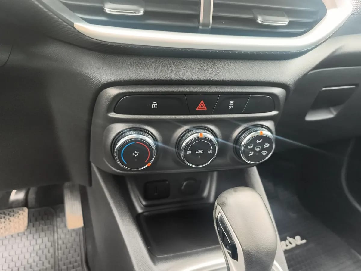 Chevrolet Tracker 1.2t Ltz Fwd At 5p año 2023
