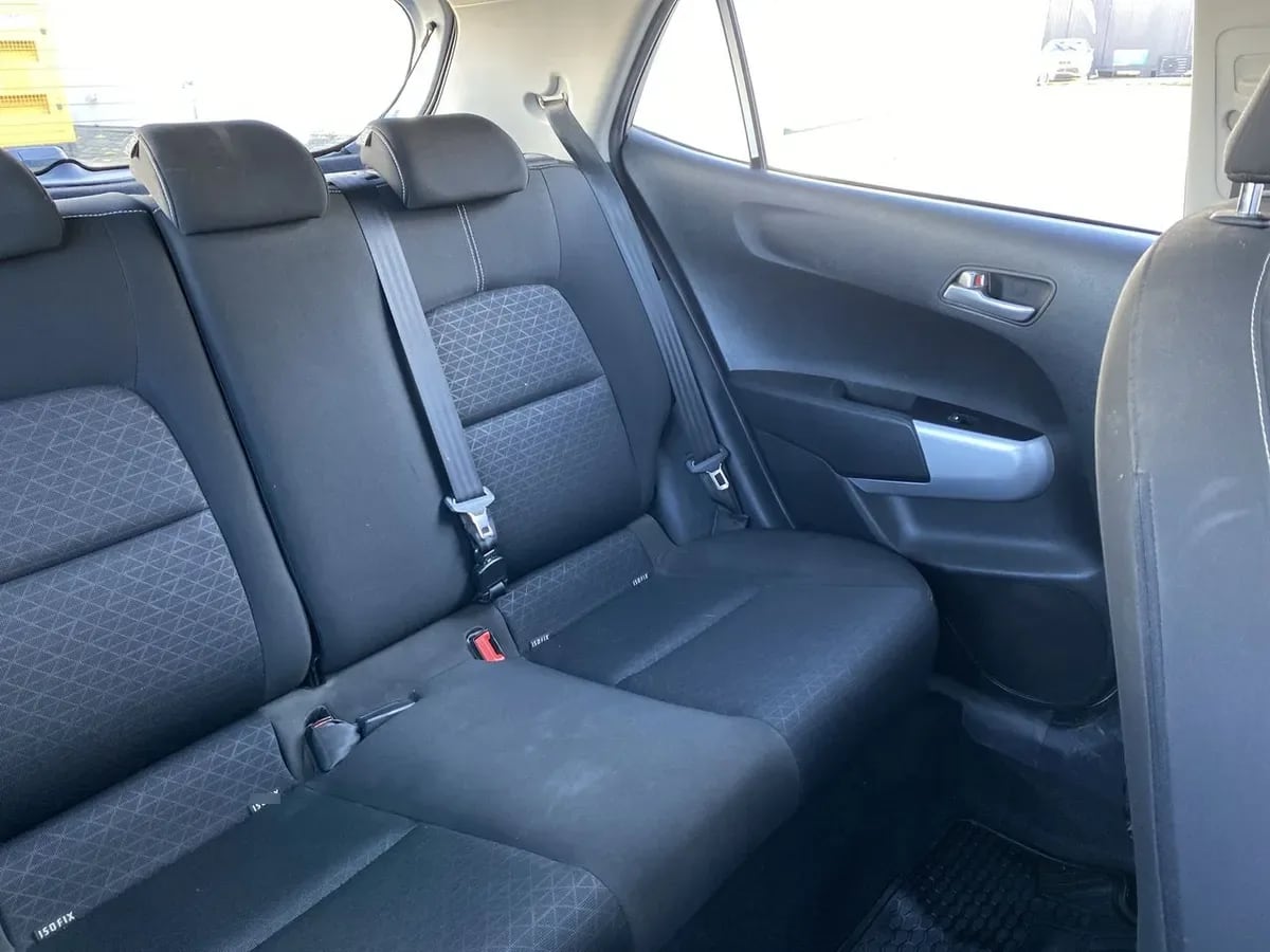 Kia Morning 1.0 Ex 4x2 Hb Abs 5mt 5p año 2021
