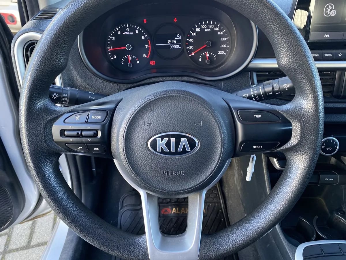 Kia Morning 1.0 Ex 4x2 Hb Abs 5mt 5p año 2021