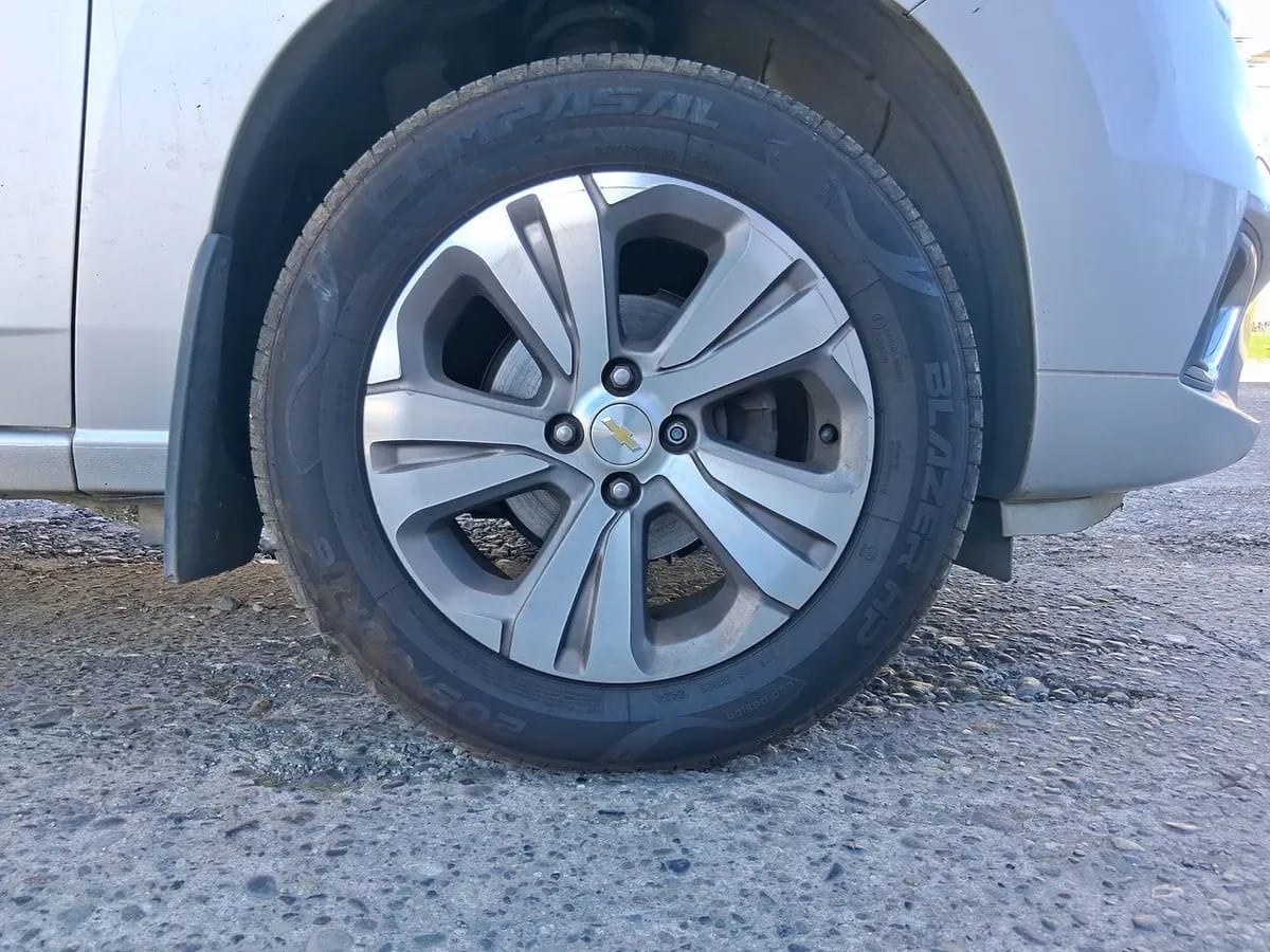 Chevrolet Spin 1.8 Premier 4x2 Mt 5p año 2022