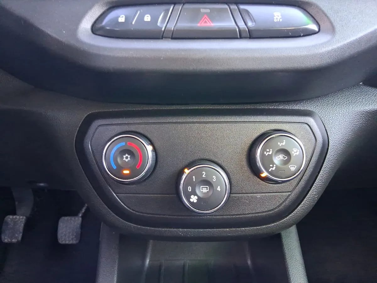 Chevrolet Spin 1.8 Premier 4x2 Mt 5p año 2022