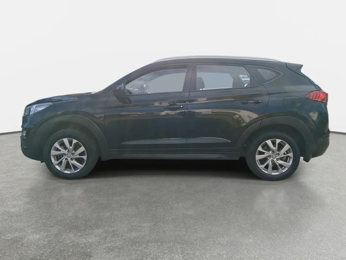 Hyundai Tucson 2.0 Plus 2wd Mt 5p año 2019