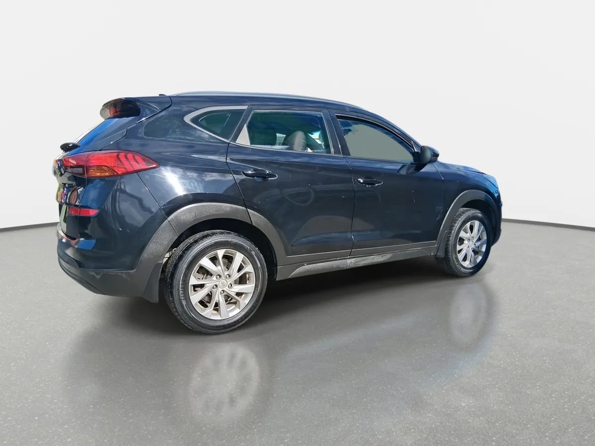 Hyundai Tucson 2.0 Plus 2wd Mt 5p año 2019