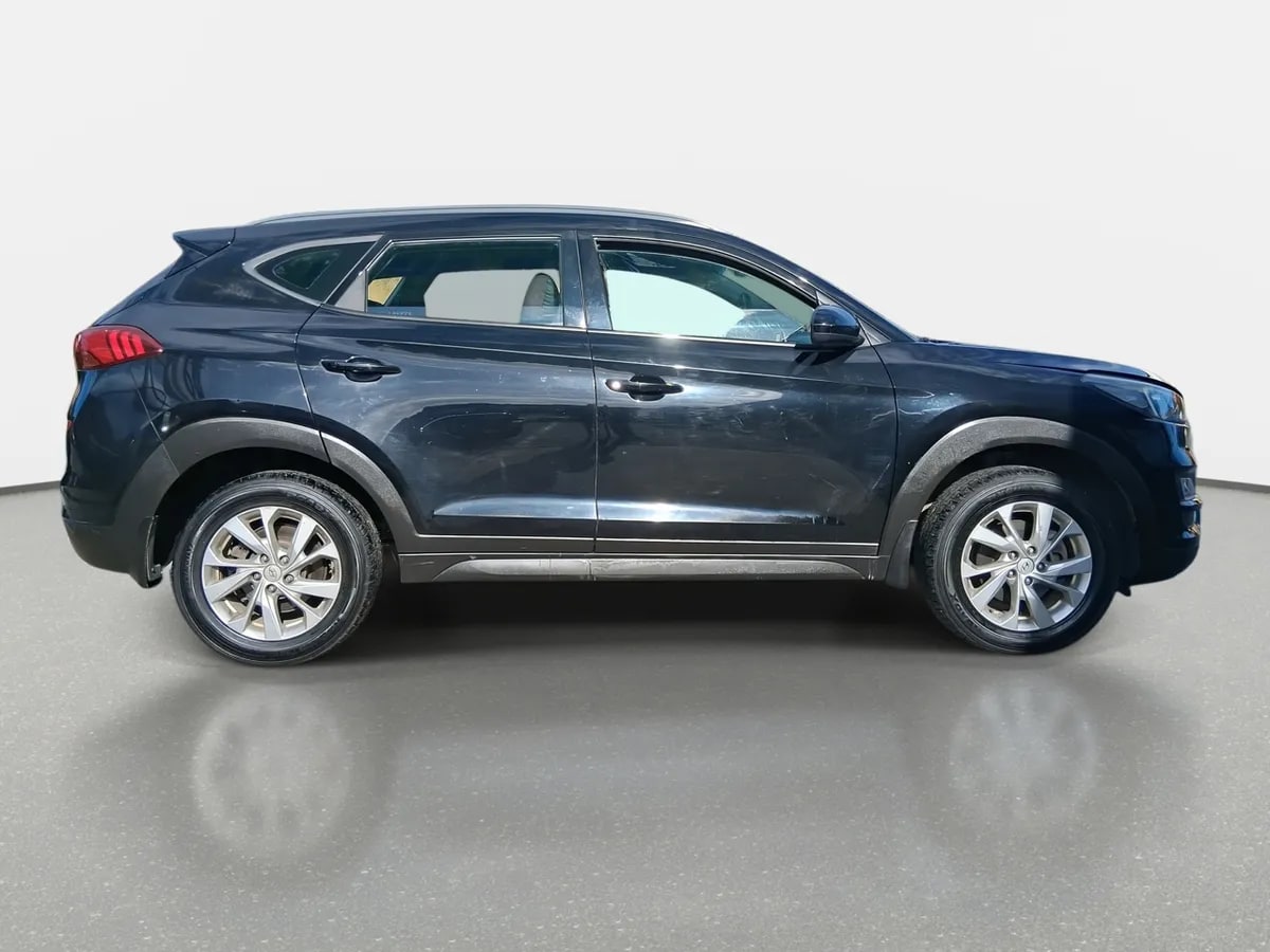 Hyundai Tucson 2.0 Plus 2wd Mt 5p año 2019