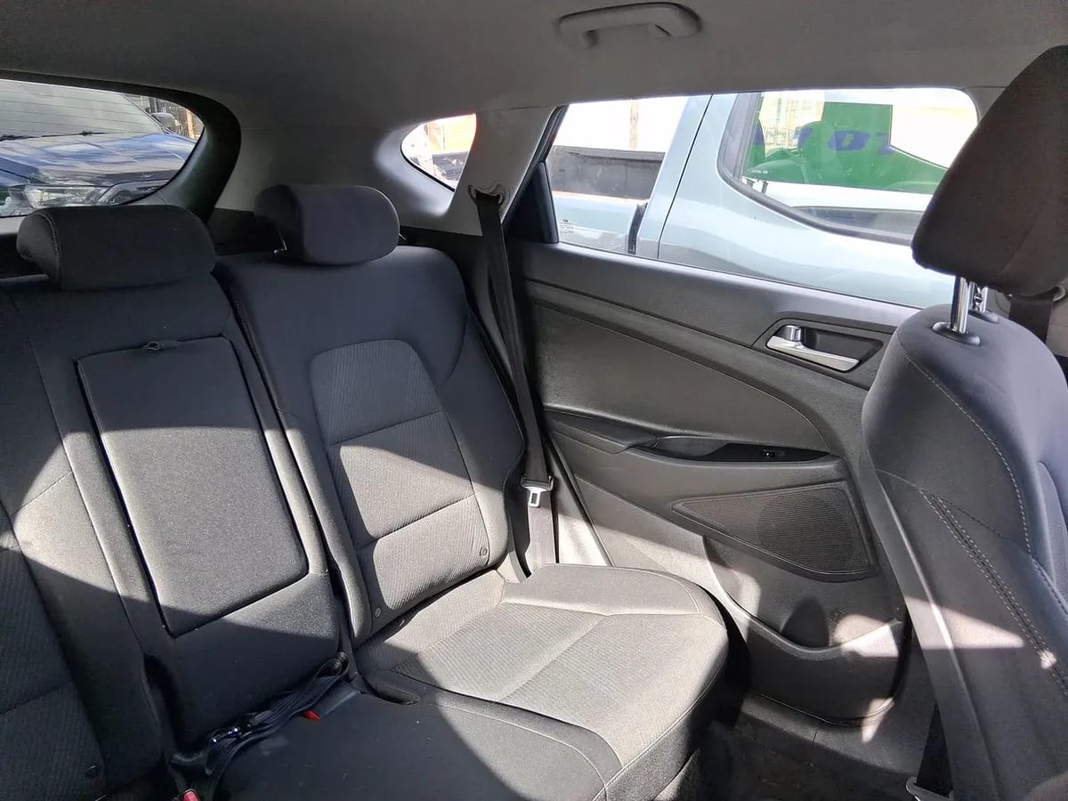 Hyundai Tucson 2.0 Plus 2wd Mt 5p año 2019