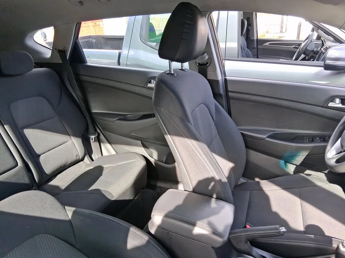 Hyundai Tucson 2.0 Plus 2wd Mt 5p año 2019