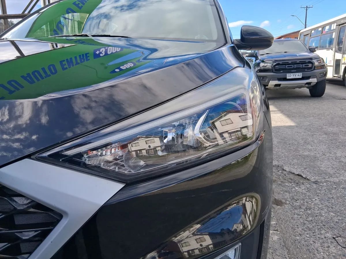 Hyundai Tucson 2.0 Plus 2wd Mt 5p año 2019