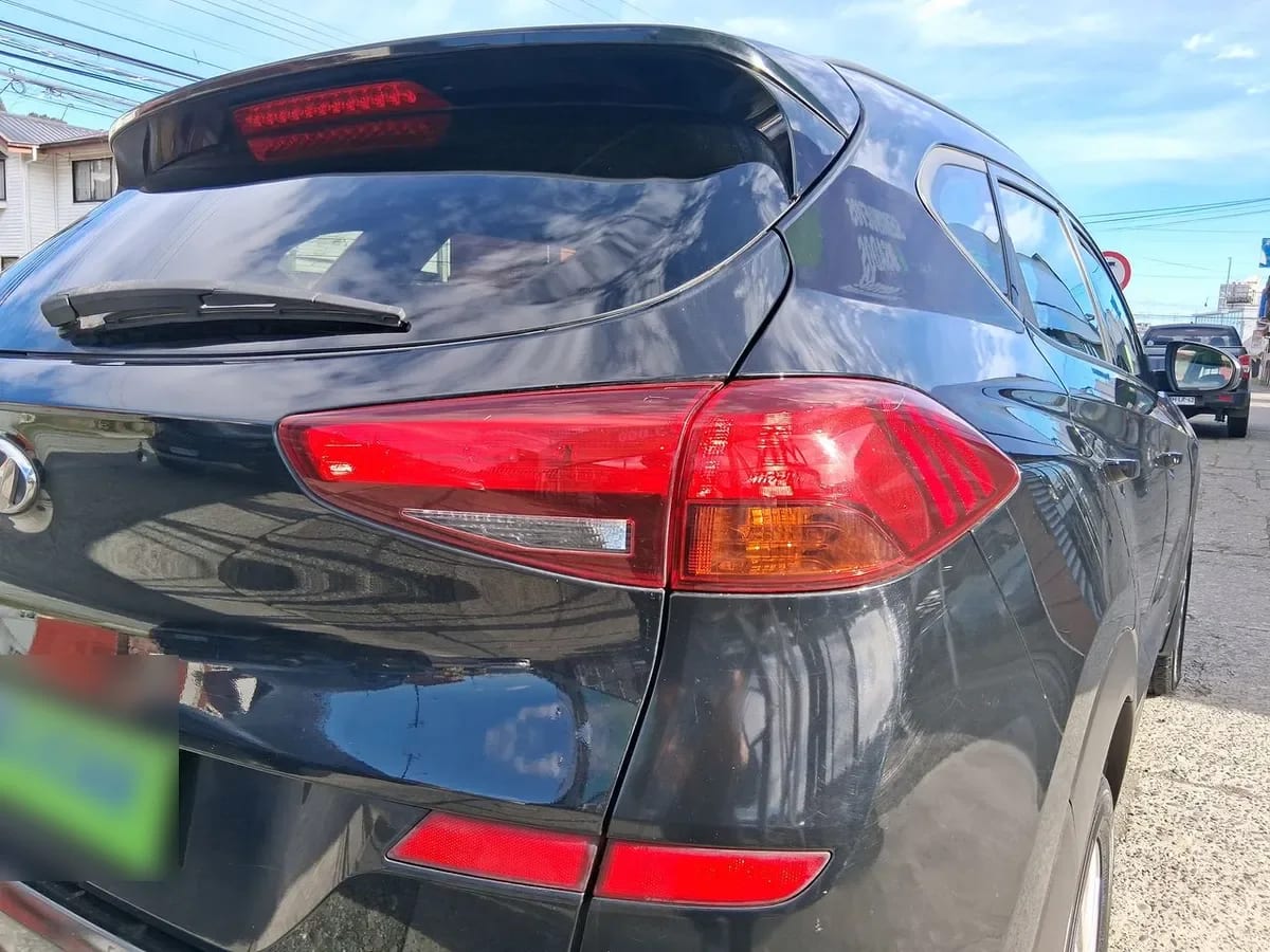 Hyundai Tucson 2.0 Plus 2wd Mt 5p año 2019