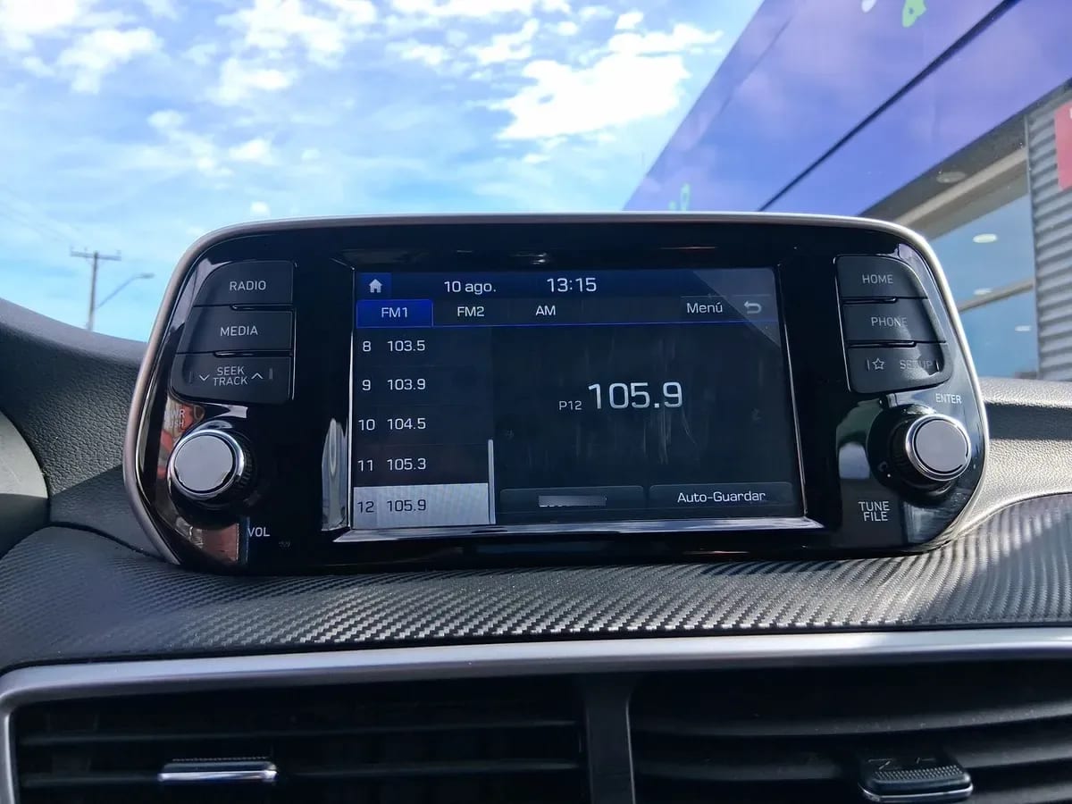 Hyundai Tucson 2.0 Plus 2wd Mt 5p año 2019