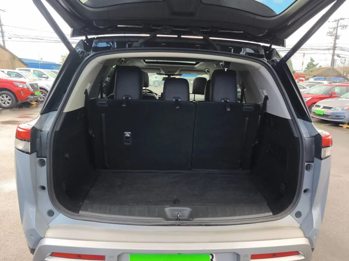 Nissan Pathfinder 3.5 Exclusive 4wd Cvt At 5p año 2025