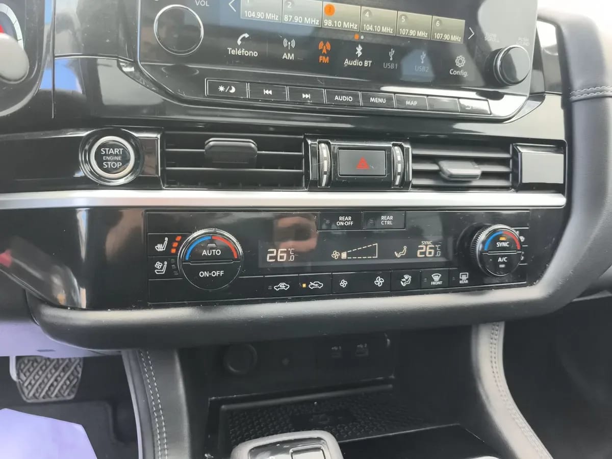 Nissan Pathfinder 3.5 Exclusive 4wd Cvt At 5p año 2025