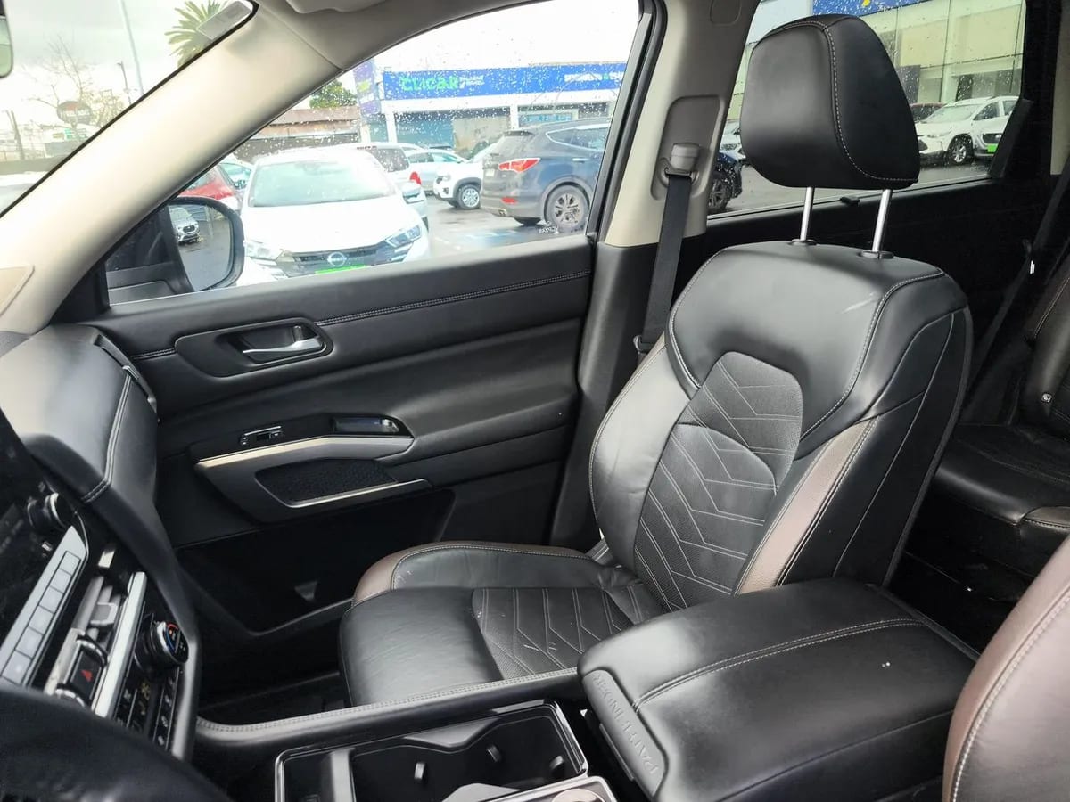 Nissan Pathfinder 3.5 Exclusive 4wd Cvt At 5p año 2025
