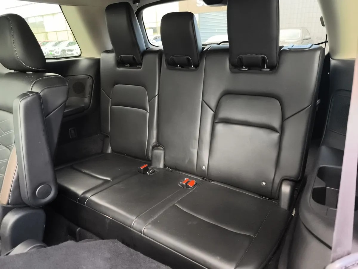 Nissan Pathfinder 3.5 Exclusive 4wd Cvt At 5p año 2025