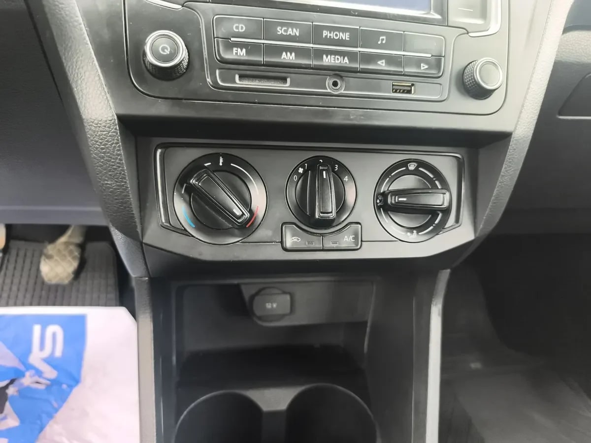Volkswagen Gol 1.6 Trendline Lite 4x2 Hb Mt 5p año 2022