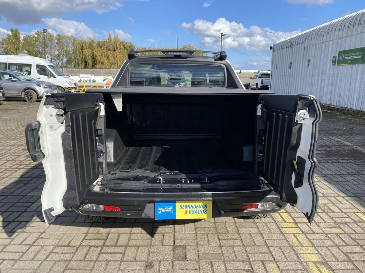 Ram 1000 2.0 Rebel Diesel 4x4 Dob. Cab. At 4p año 2022