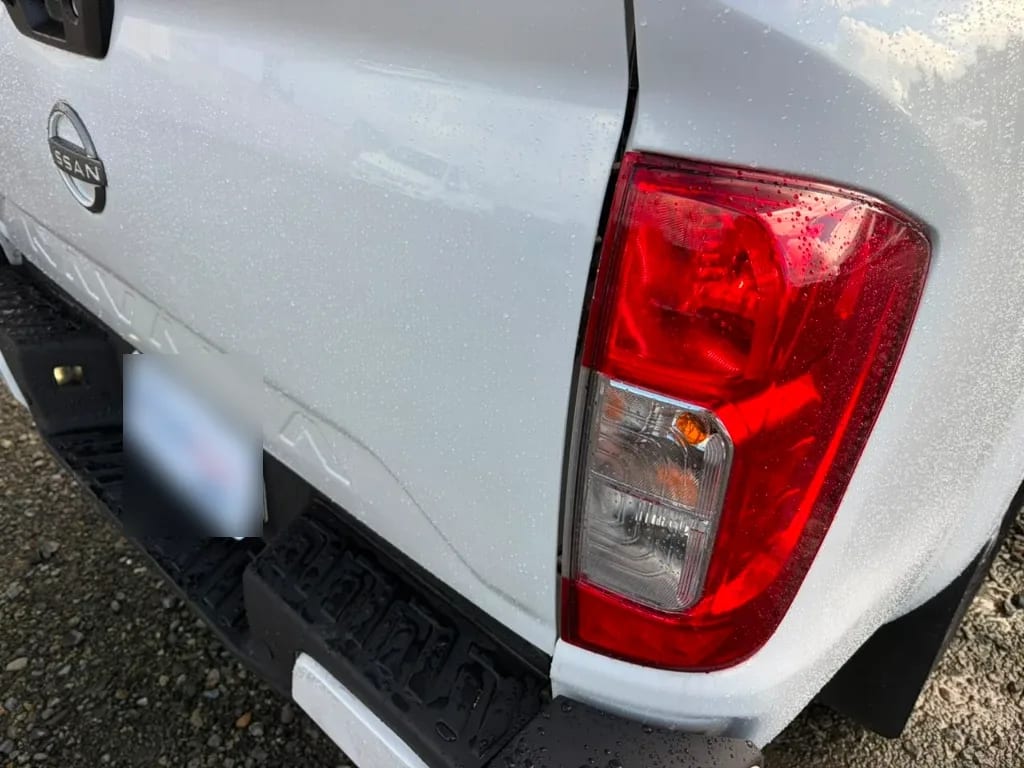 Nissan Navara D Cab Mt 4x4 2.3 Xe año 2023