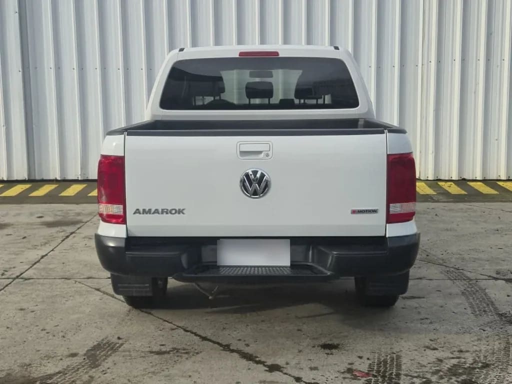 Volkswagen Amarok Dcab Tdi 4x4 Trendline 2.0 año 2023
