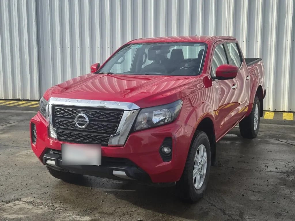 Nissan Navara Xe Mt 4x2 2.3 año 2023