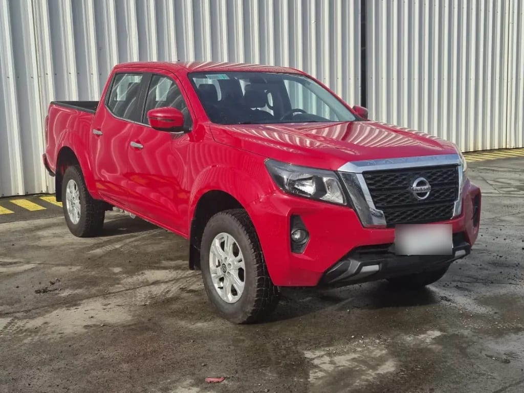 Nissan Navara Xe Mt 4x2 2.3 año 2023