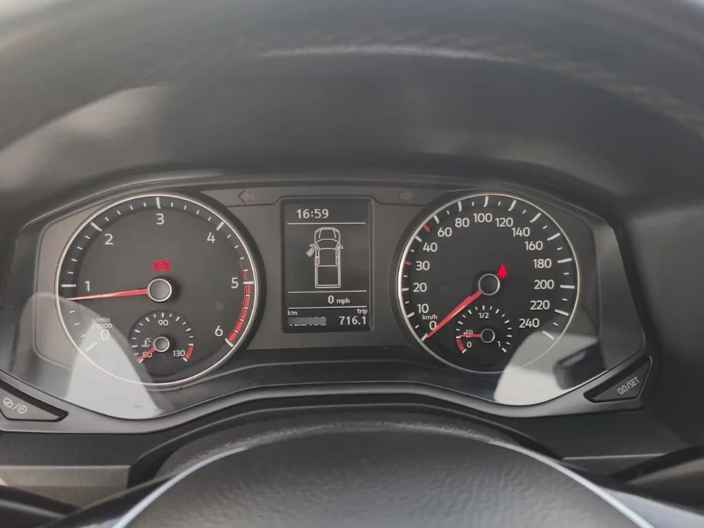 Volkswagen Amarok Dcab Tdi 4x4 Trendline 2.0 año 2023